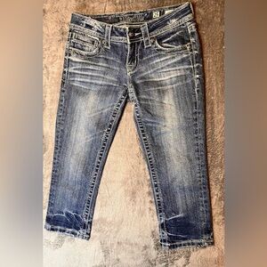 Miss Me Skinny Capri Jeans Size 25 Gently Distressed